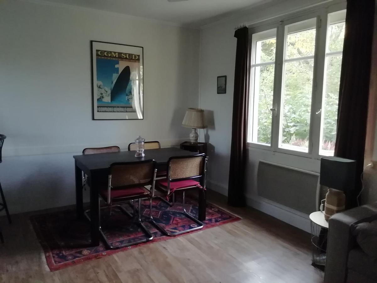 Maison De Village En Bord De Riviere Narcy Bagian luar foto