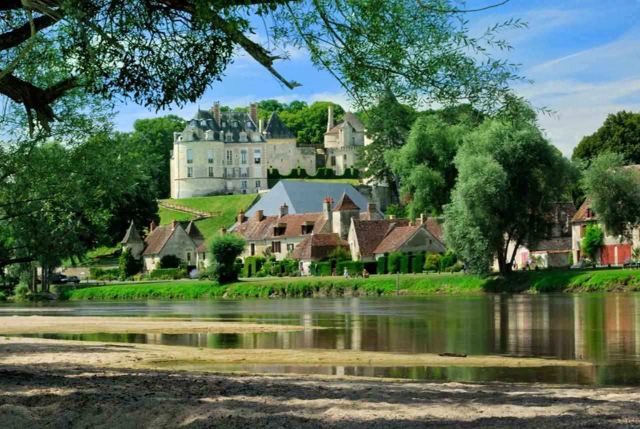 Maison De Village En Bord De Riviere Narcy Bagian luar foto